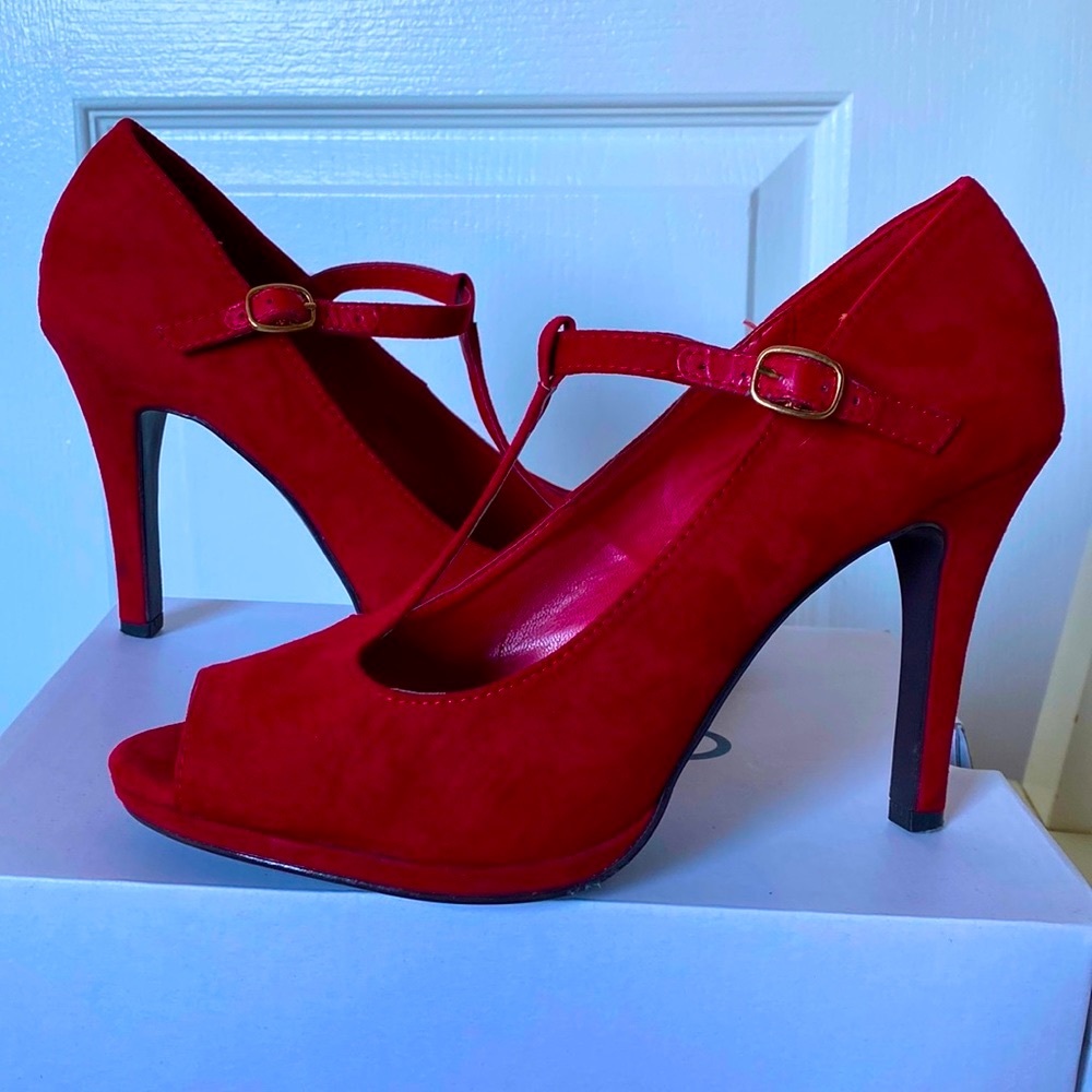 Peep toe high heel Mary Janes size 9.5